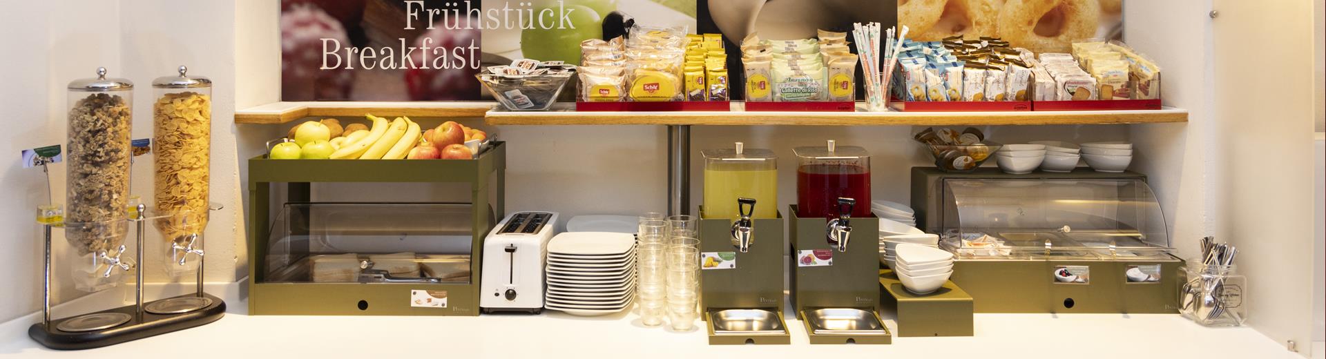 Best Western Hotel Porto Antico breakfast buffet